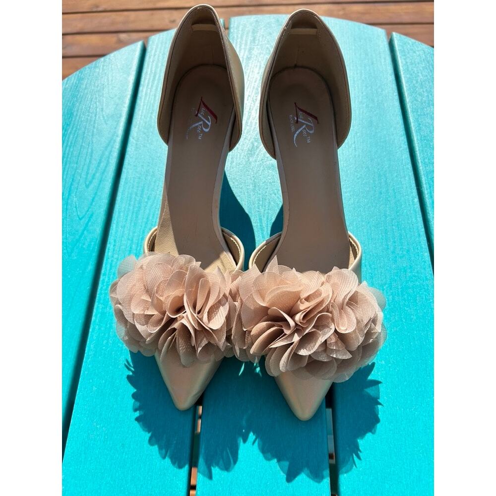 J. Renéé Lisa Rose d'Orsay Flower Pom Pom Pumps NWT – Size 8.5W